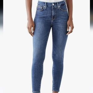 NWT Good American Good Legs Cropped Jeans    Size 28-32